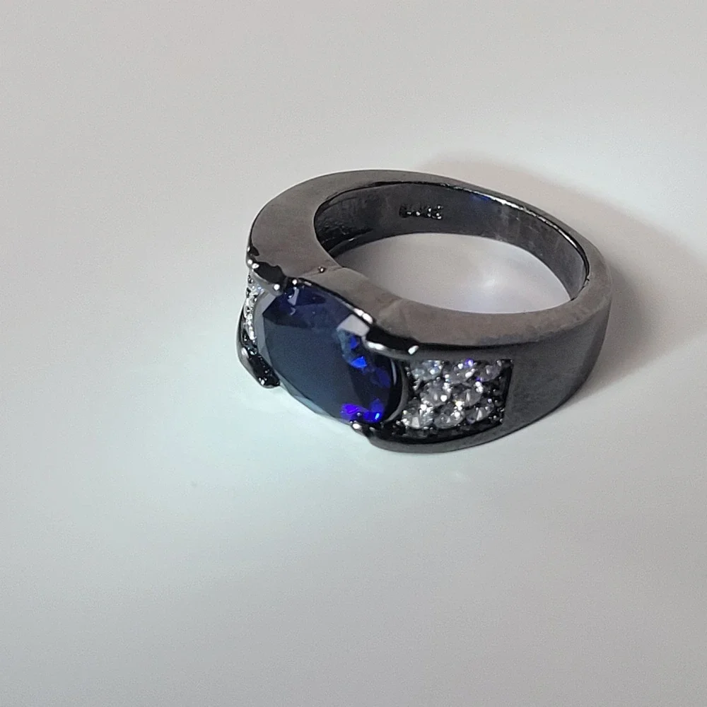 Gunmetal Blue Faceted Stone Ring CZ Accents Men's Style Size 6.5–7 Vintage Look